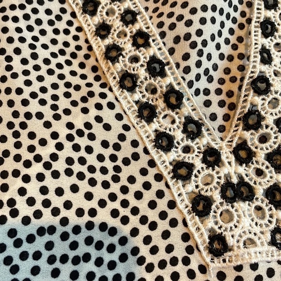 Max Studio Black White Crochet Polka Dot Ruffle Top Blouse - Picture 8 of 10